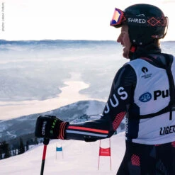 Shred Carbon Arm Guards 12 Shred Carbon Arm Guards -Ski Clothing Store 2023 SHRED Carbon Arms 4